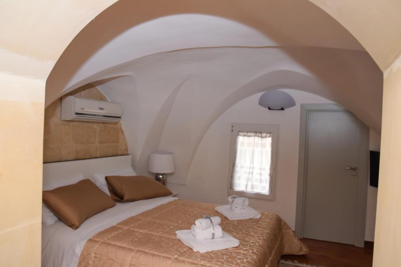 Ferrante D'Aragona rooms Lecce Exterior foto